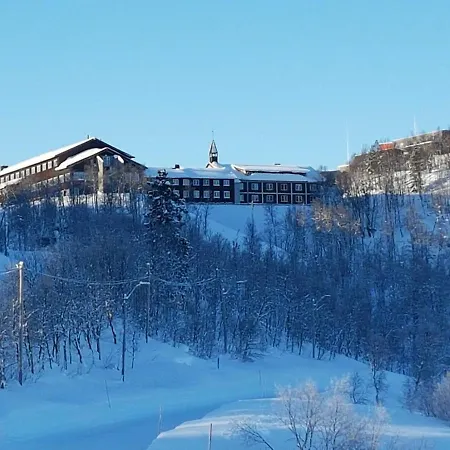 Hotel Skinnarbu 3*