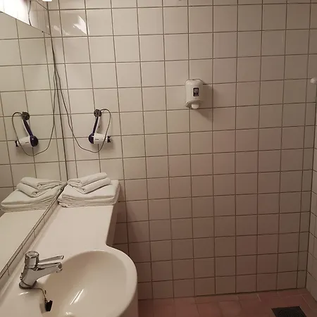 Skinnarbu 3*